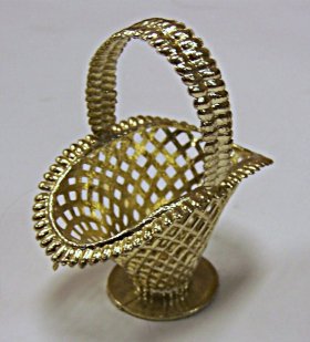 3" Gold Plastic Lace Basket