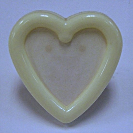 2 1/2\" Heart Shaped Plastic Frame W/ Easel Back