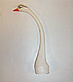 7" Swan Head